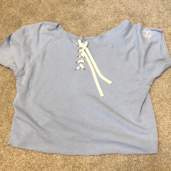 pink light blue t-shirt - Picture 2 of 3